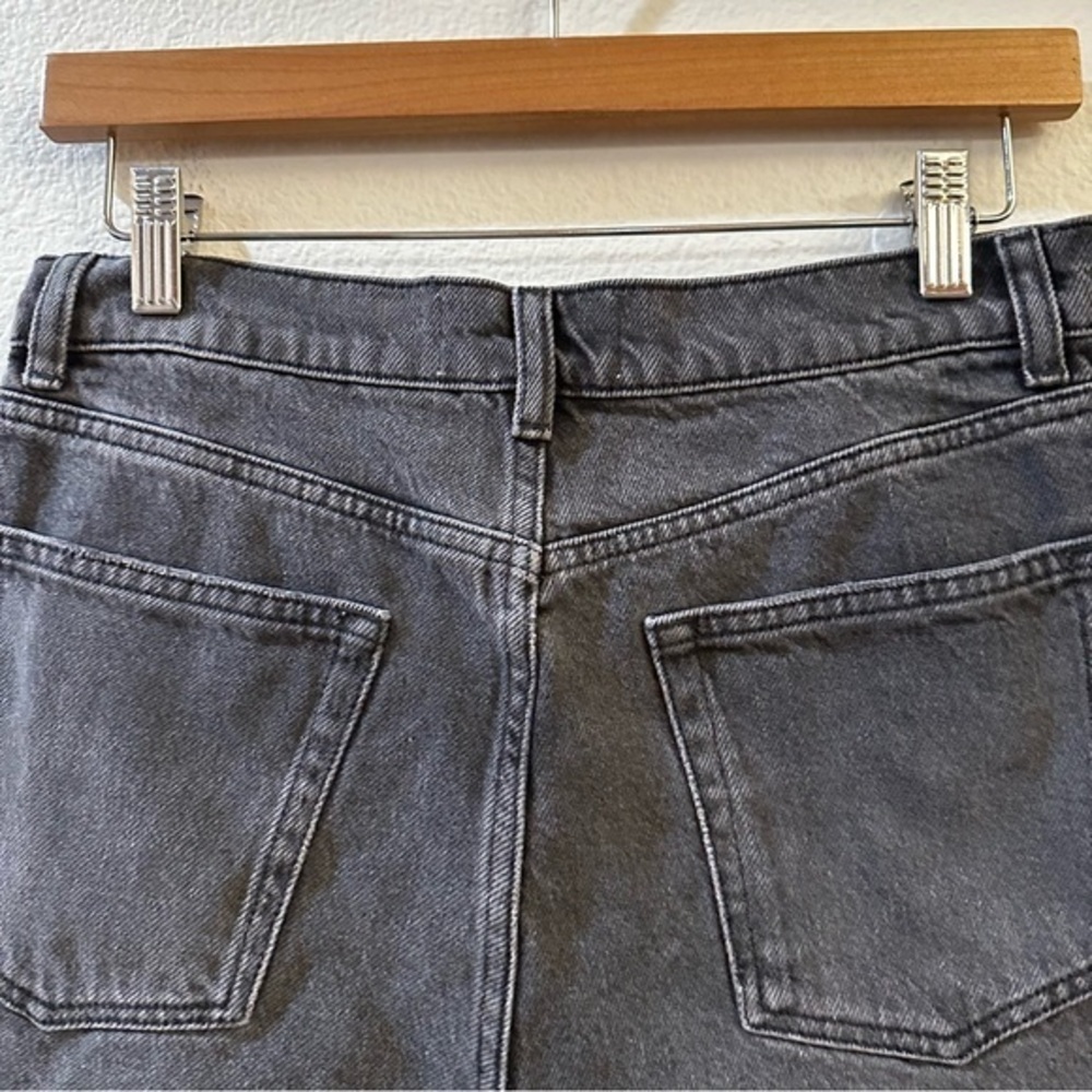 Reformation Charlie High Rise Jean Short in Havana Wash Size 27 - Picture 6 of 13